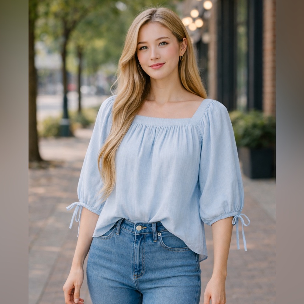 LC Lauren Conrad Light Blue Peasant Puff Sleeve Blouse size small